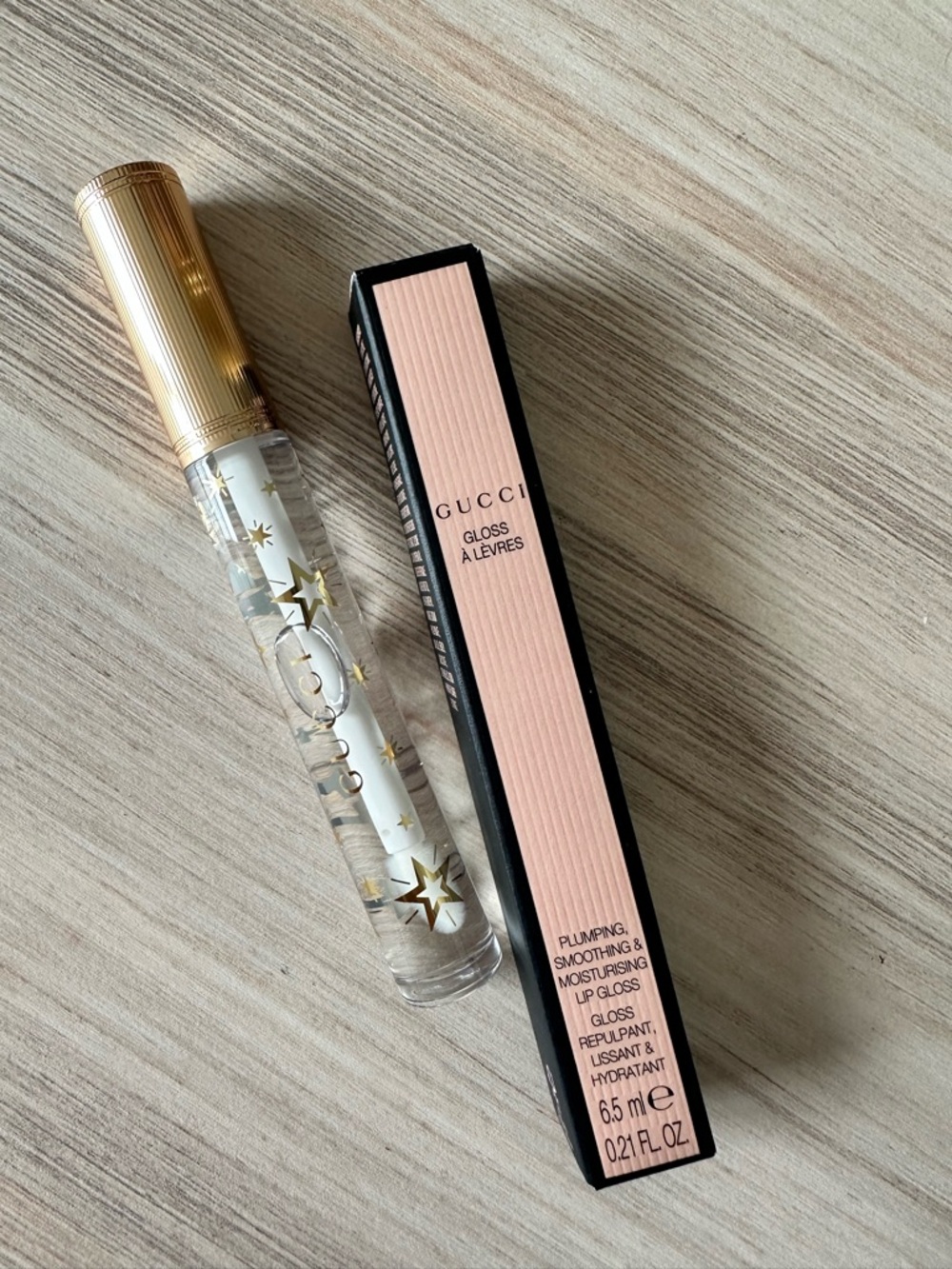 Gucci 117 Joslyn Clair, Gloss à Lèvres plump lip gloss.✨